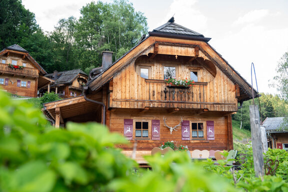 Naturdorf-Hütte